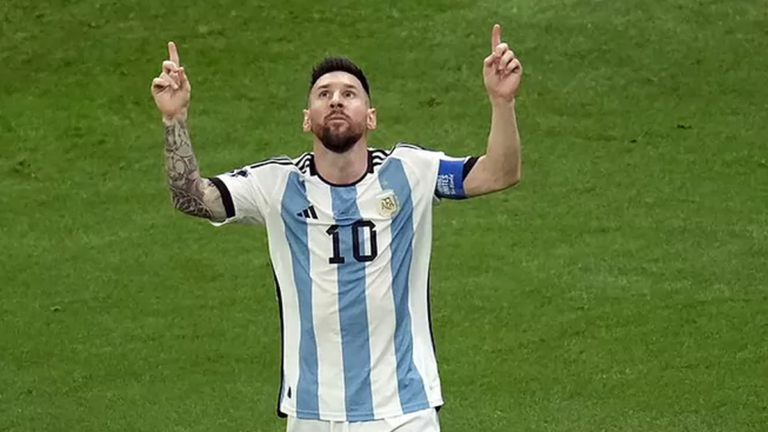 Elijo creer: la familia de Messi en manos de una sanadora