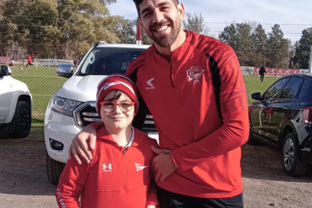 El loco bajito y el Loco grande: Joaquín y Leandro Díaz se conocieron en el Country y el 9 quiere ir al cumple del pequeño.