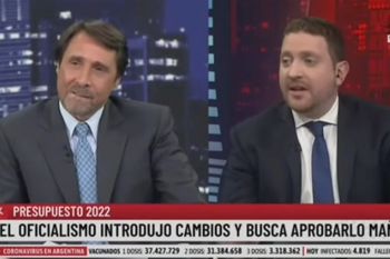 video: apriete de eduardo feinman y jonatan viale a la ucr 
