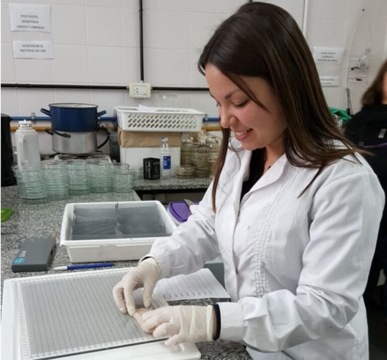 Inventó un método para conservar la merluza más tiempo en heladera