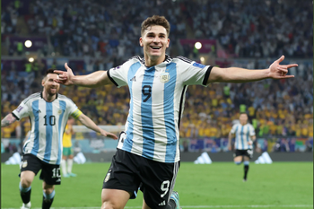 julian alvarez: la foto del sueno del pibe que avala una prediccion de guardiola