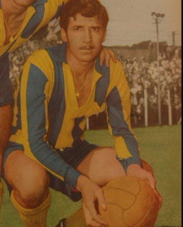 La estampa de Timoteo jugador: Zubeldía denfendió su convocotaria a la Selección y elogió su capacidad de unir a los grupos.