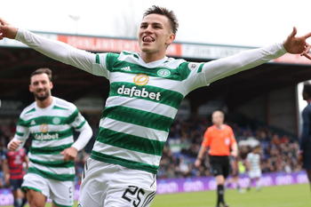 un ex lanus marco un golazo historico y desato el argentina -´argentina en escocia