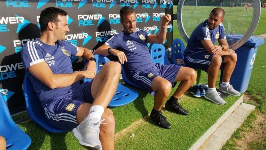 El cuerpo técnico de la Selección Argentina, encabezado por Lionel Scaloni.