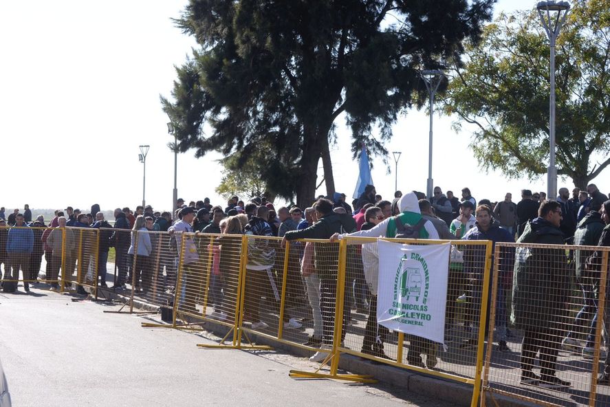 Se espera que en las próximas horas, haya novedades sobre la situación procesal de los dos sindicalistas detenidos en San Nicolás (Foto Infocamioneros)