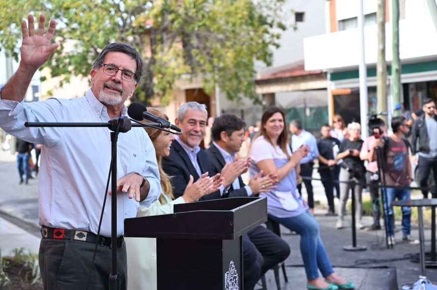 El titular de Educación bonaerense fue ratificado por la Legislatura bonaerense, que también aprobó la licencia de Florencia Saintout.