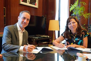 La presidenta del Banco Nación, Silvina Batakis, recibió en la casa central de la institución al director regional del Banco Mundial.