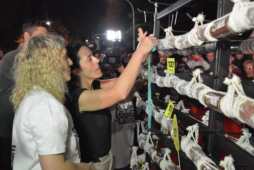 El récord del salame más largo del mundo volvió a ser de Tandil, en el marco de un nuevo festival "Chacinar 2022" que se realizó este fin de semana.