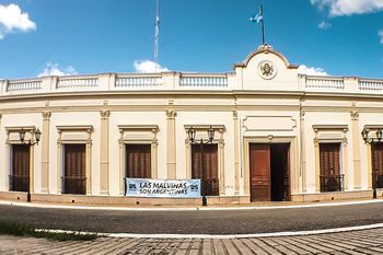 Tapalqué: Audio viral sobre venta de terrenos desató un escándalo político