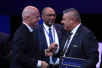 ¿se viene una masterclass de tapia?: fifa busca sede para el mundial sub 20 y argentina se ilusiona