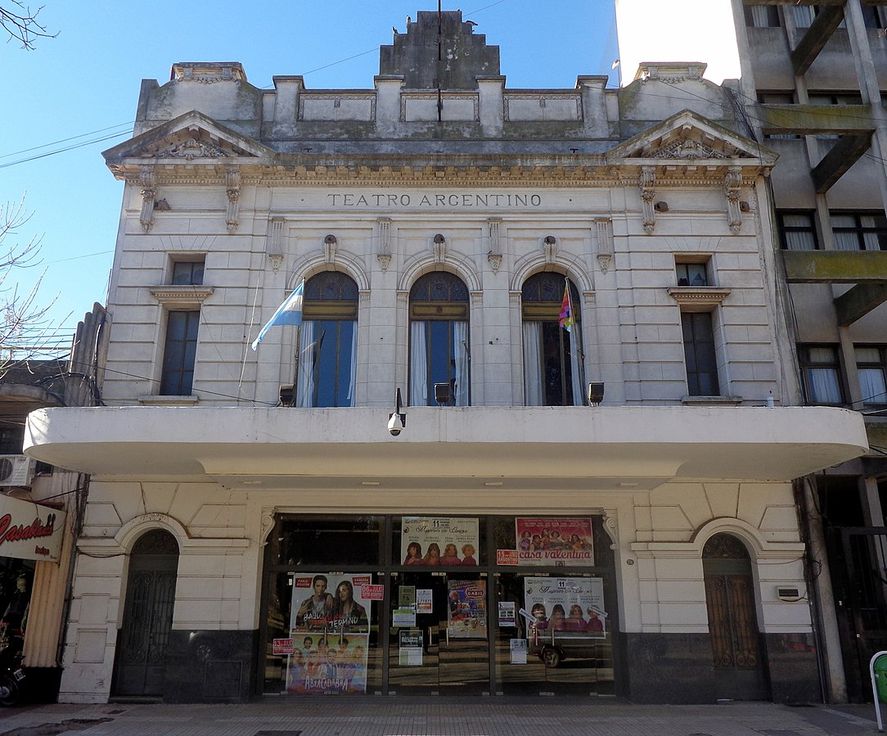 El Teatro Argentino Julio César Gioscio será una de las sedes de la 37° Fiesta Provincial del Teatro en Mercedes. El Teatro Argentino Julio César Gioscio será una de las sedes de la 37° Fiesta Provincial del Teatro en Mercedes.