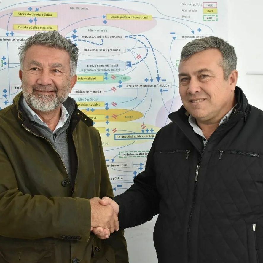 El empresario textil Teddy Karagozian (de verde) recordó la noche en la que José Luis Espert le propuso ser su vicepresidente. Intrusos en la política.