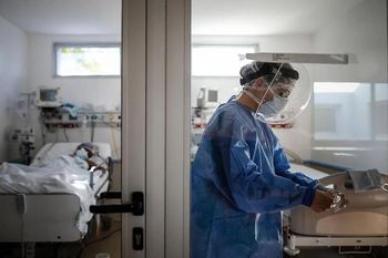 El Ministerio de Salud Pública de la Nación anunció la cifra de muertes y contagios de coronavirus. 
