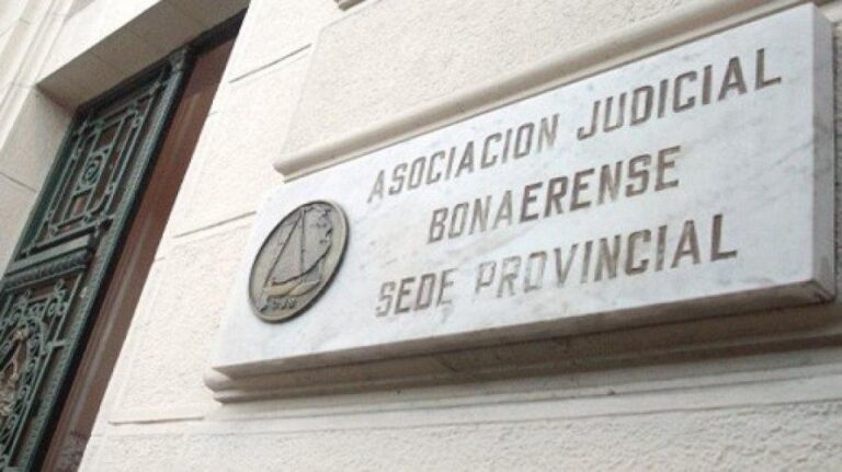Paritarias: la Provincia convocó a los judiciales