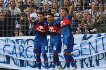 Tigre festeja su ventaja ante Gimnasia en la Liga Profesional