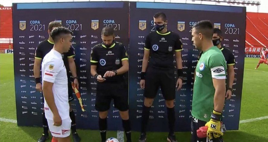 Tití Rodríguez capitán de Estudiantes ante Argentinos Juniors