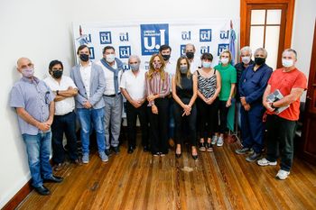 Victoria Tolosa Paz se reunió con industriales de La Plata y presentó algunos de sus proyectos legislativos 