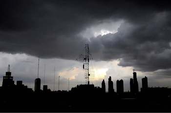 Establecen el alerta amarilla por tormentas: qué recomiendan hacer.