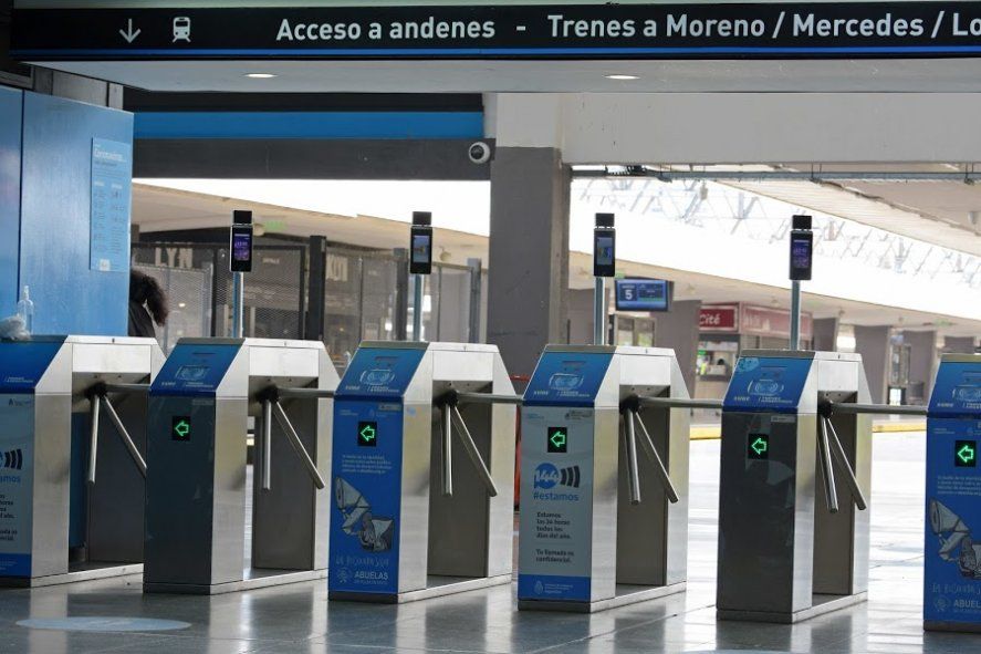 La reserva y posterior utilización del servicio puede ser efectuada solo por trabajadores esenciales
