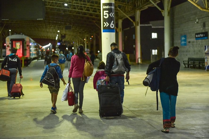Según Trenes Argentinos, el uso del tren para movilizarse en vacaciones creció casi un 70%