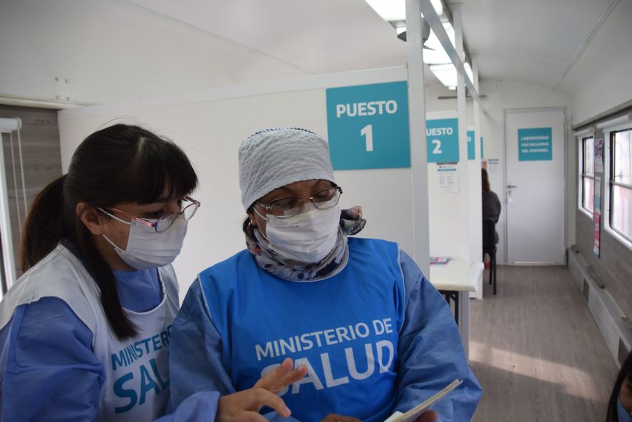 Para del Tren Sanitario en Hinojo, Olavarría
