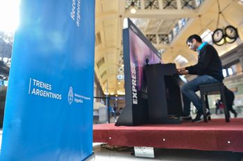 El piano estará disponible todos los días de 10 a 18 horas