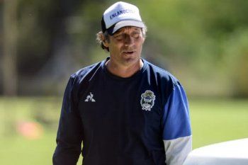 Pedro Troglio, en su etapa como entrenador de Gimnasia
