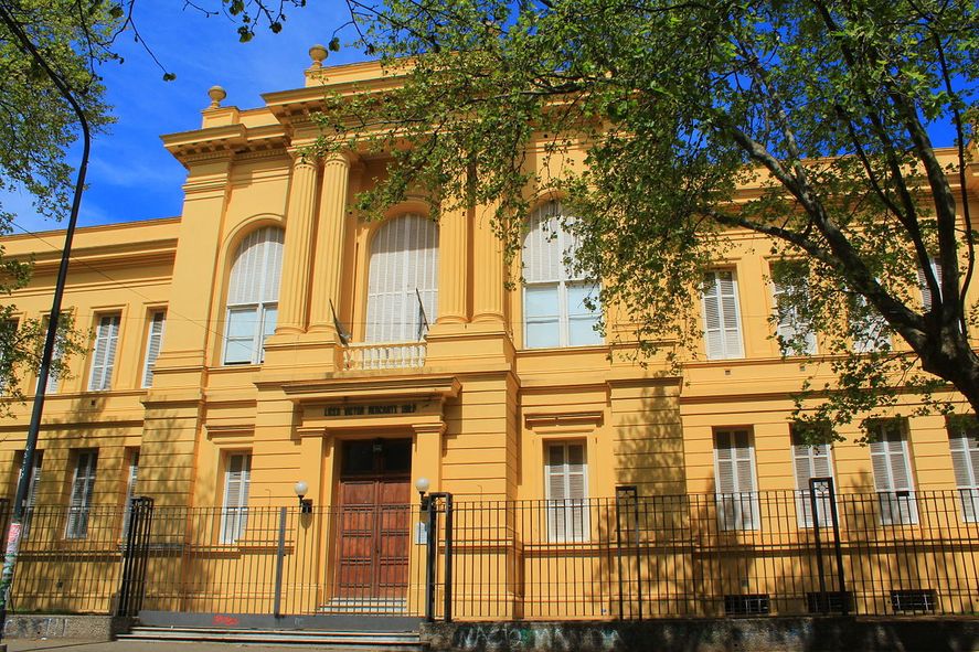 En octubre comenzará el periodo de inscripción a los colegios de la UNLP. 