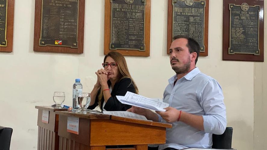 Julián Amendolaggine, titular del bloque opositor en Berazategui. Denuncia que Juan José Mussi no cumple con la Ley