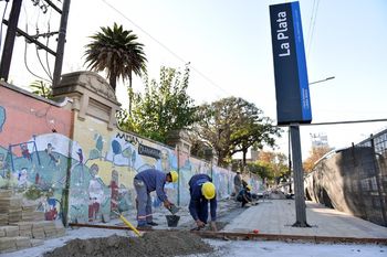 Mueven las paradas de colectivo por las obras en la estación de trenes
