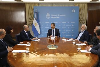 Transporte: Hubo acuerdo y no habrá paro de colectivos en el interior