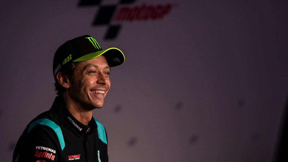 La leyenda Valentino Rossi se despidió de las dos ruedas