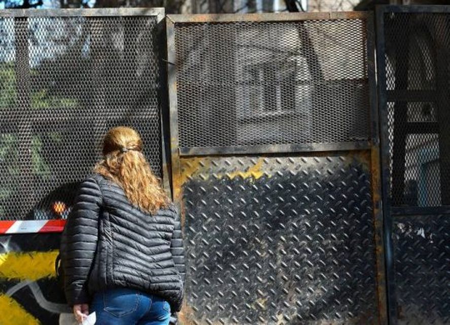 La vicepresidenta de la Nación, Cristina Kirchner, cruzó al jefe de Gobierno porteño. Acusó a la policía de la Ciudad de garantizar manifestaciones en ataque.