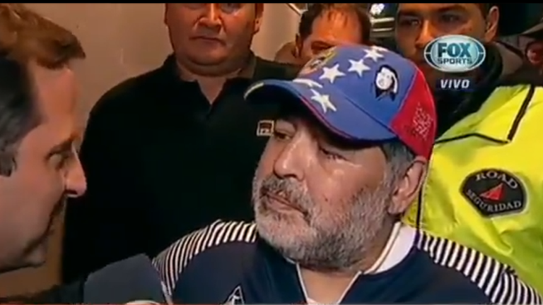 La imposible tarea de contar la muerte de Diego Maradona