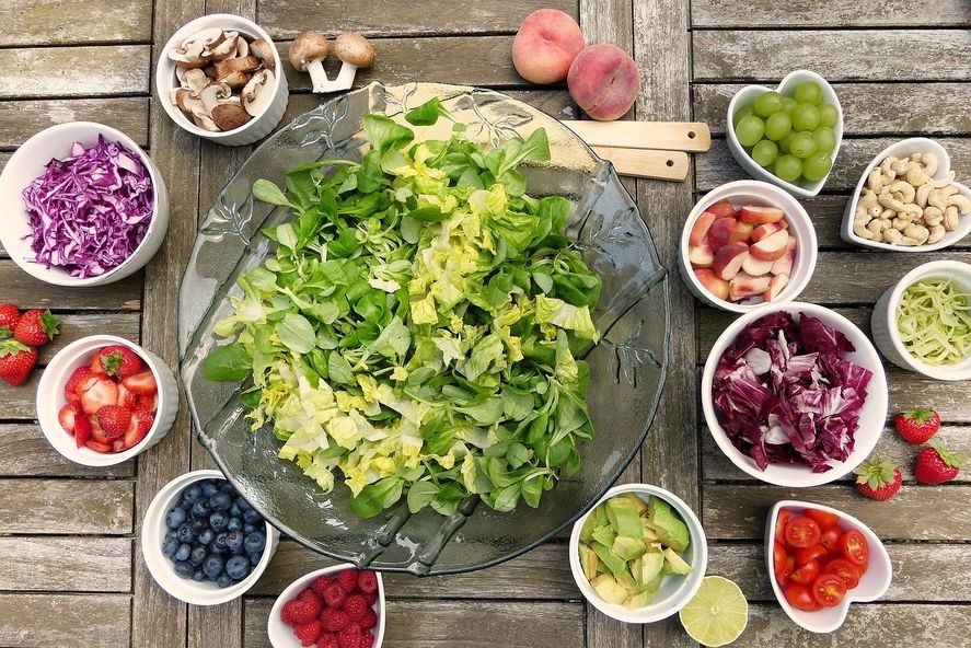 Las verduras de hoja son un alimento básico en las dietas saludables para el cerebro por su vitamina B.