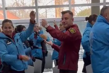 un encuentro de la policia de la ciudad con exoticos ejercicios