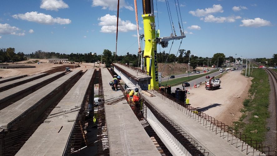 Obras en la autopista Presidente Perón