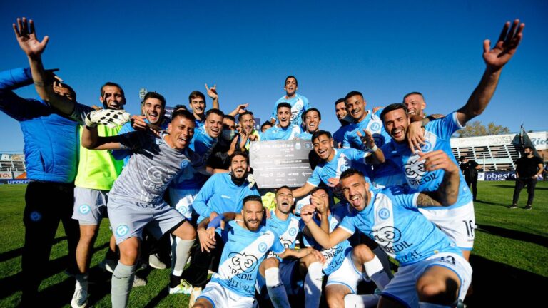 Villa San Carlos ganó e hizo historia en la Copa