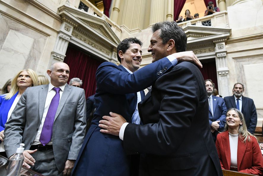 Wado De Pedro coincidió con Sergio Massa respecto a discutir las PASO en una gran mesa del Frente de Todos.
