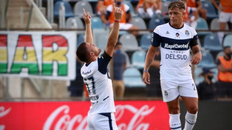 Weigandt convirtió uno de los goles y se emocionó