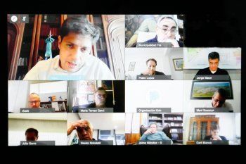 El gobernador Axel Kicillof mantuvo una reunión de forma virtual con los intendentes de Juntos por el Cambio.