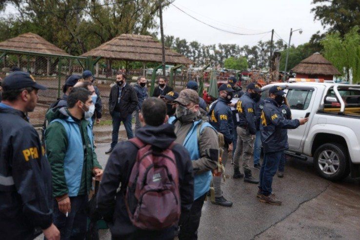 El allanamiento ordenado por la Justicia fue coordinado con Ambiente y las fuerzas de seguridad.
