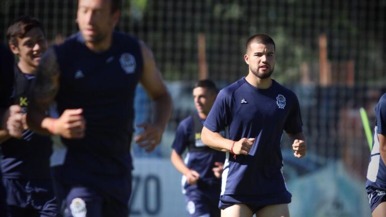Gimnasia se sigue preparando y ahora espera por Vélez