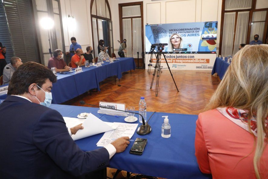 La vicegobernadora Verónica Magario participó junto a Espinoza de la jornada.