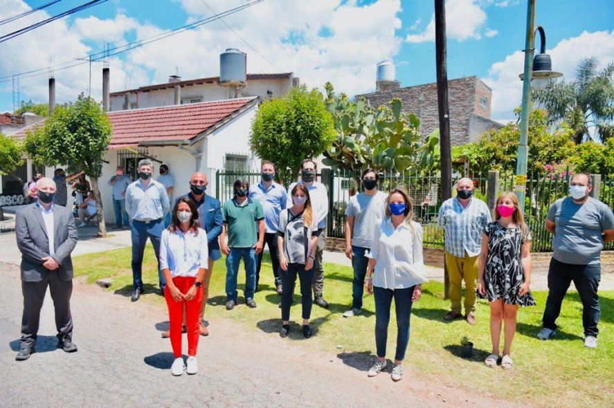 Tigre: Galmarini inauguró la red de agua potable para el barrio