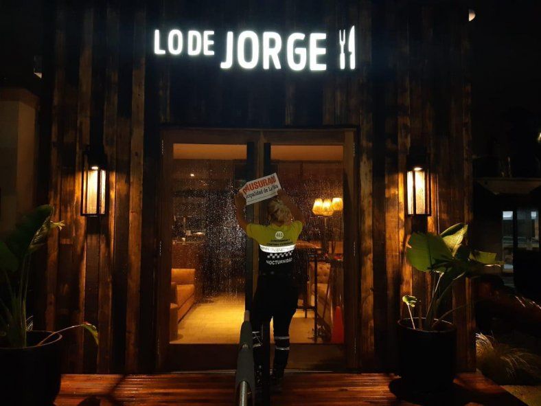 La Plata: clausuran fiestas clandestinas y comercios