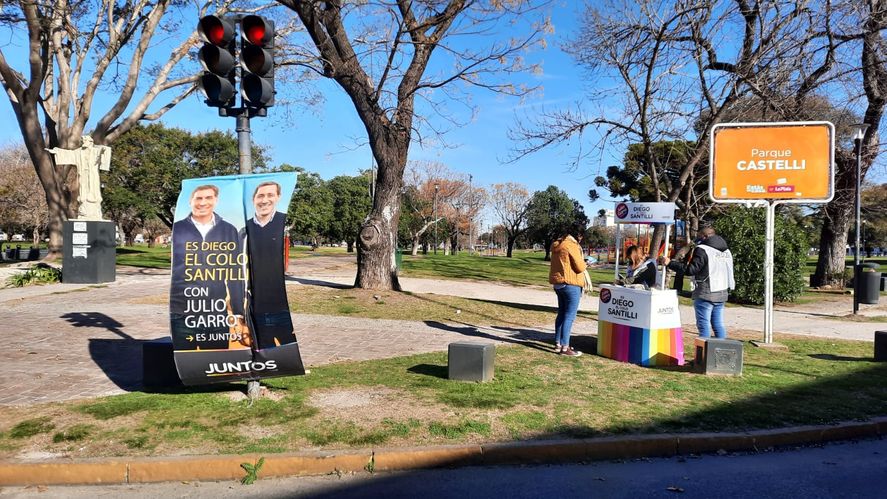 Uno de los puntos de campaรฑa de Garro, en Parque Castelli