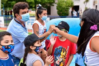 Fernando Espinoza destacó el rol de las colonias de verano