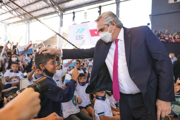 Alberto Fernández: “Vamos a tener más días de clases”