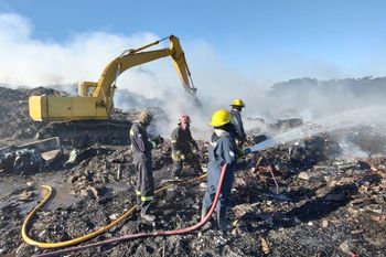 El basural a cielo abierto que se incendió en Berisso